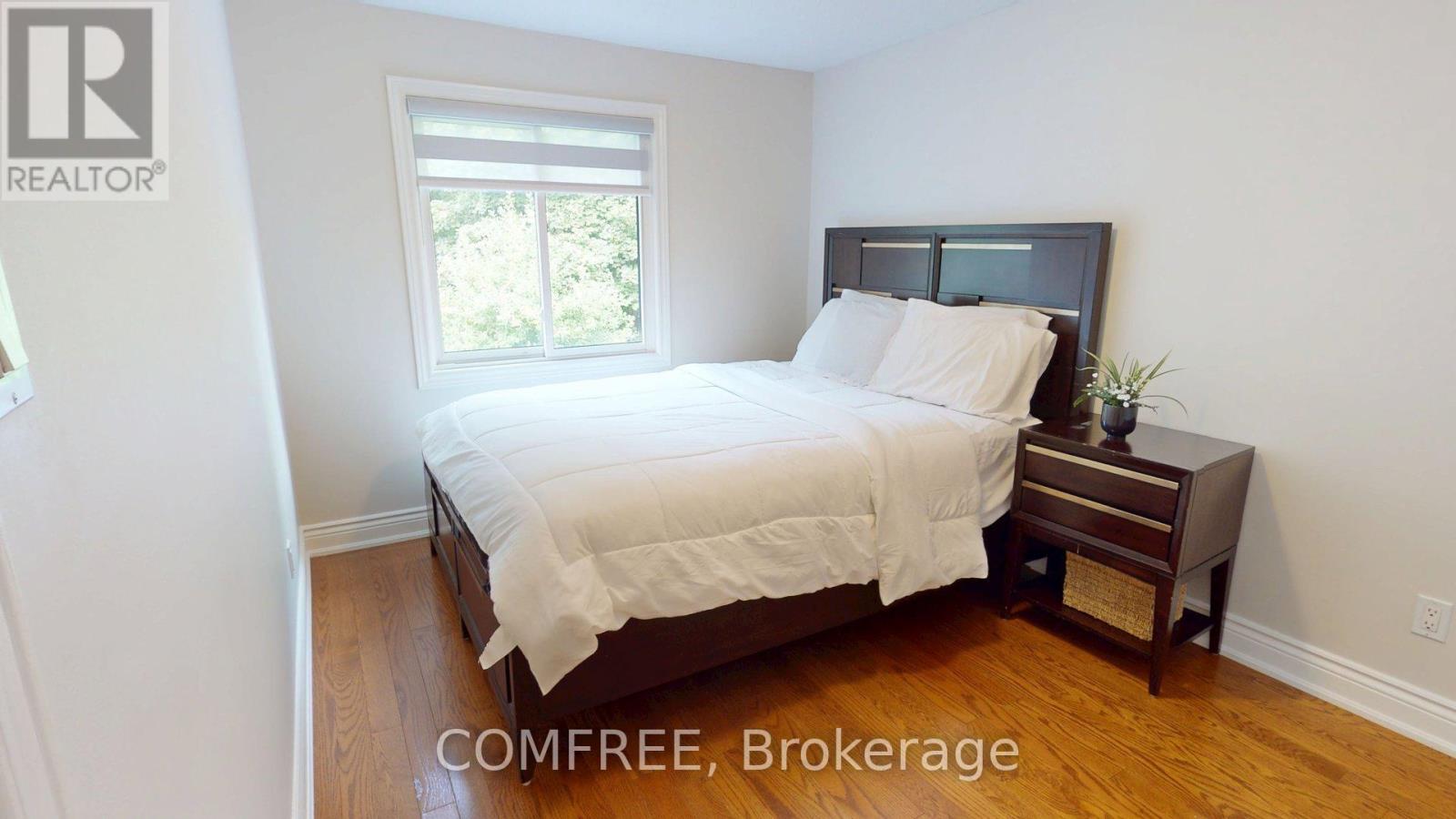 Photo 14 of 40 Sir Gawaine Place, Markham ON