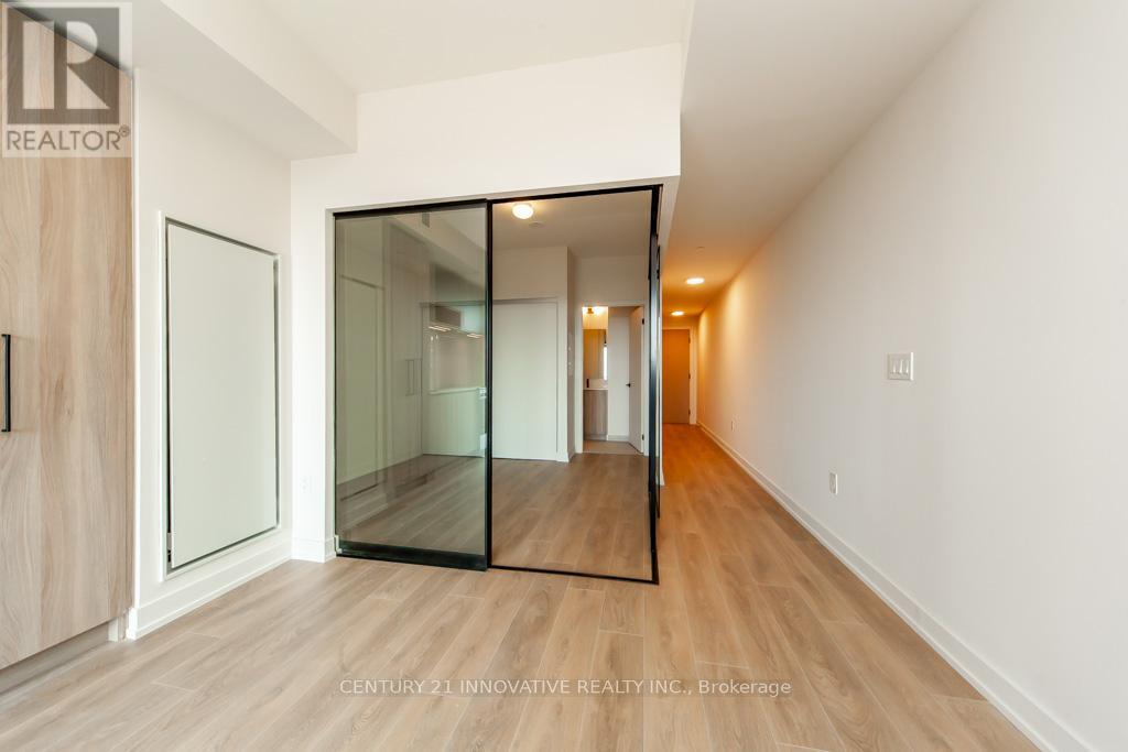 Photo 16 of 1406 181 Sterling Road, Toronto ON