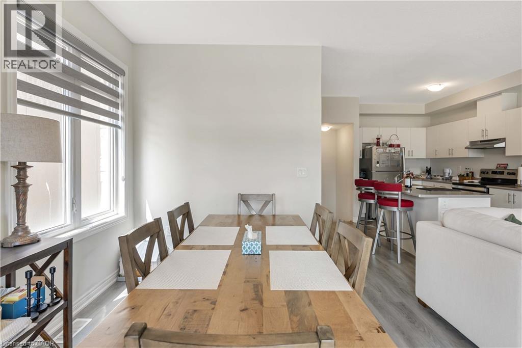 Photo 11 of 40 Zinfandel Drive, Hamilton ON