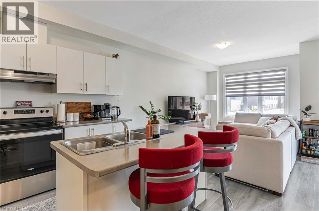 Photo 16 of 40 Zinfandel Drive, Hamilton ON
