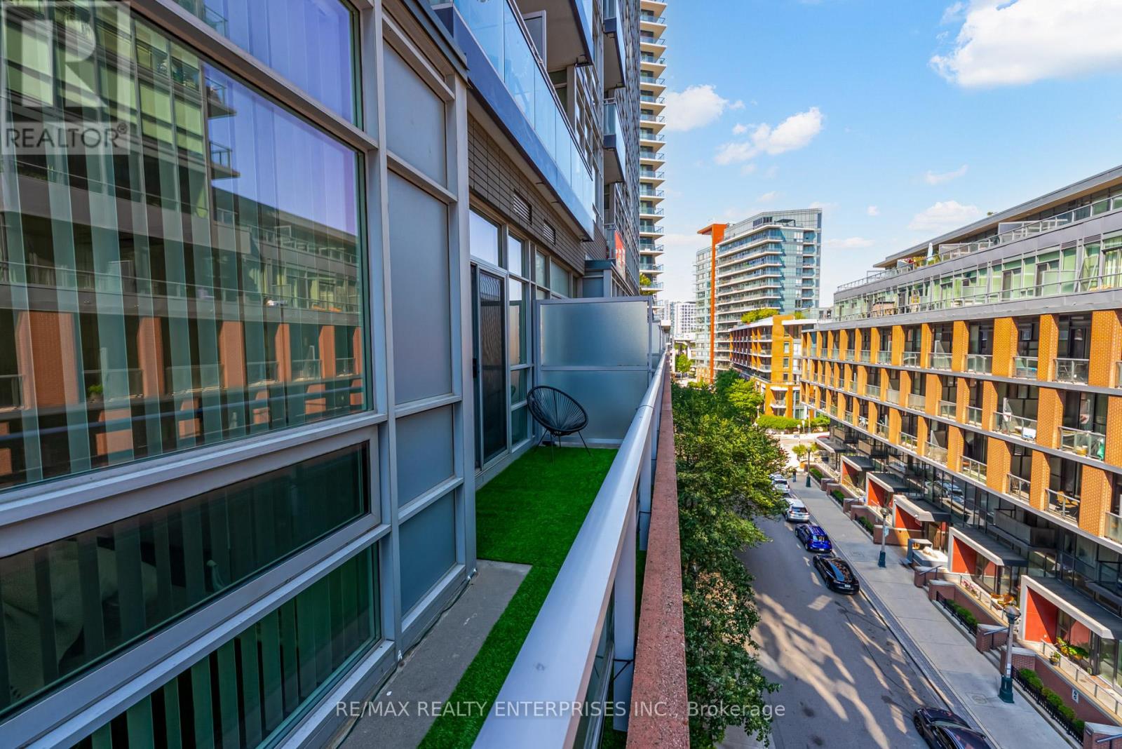 Photo 27 of 601 15 Bruyeres Mews, Toronto ON