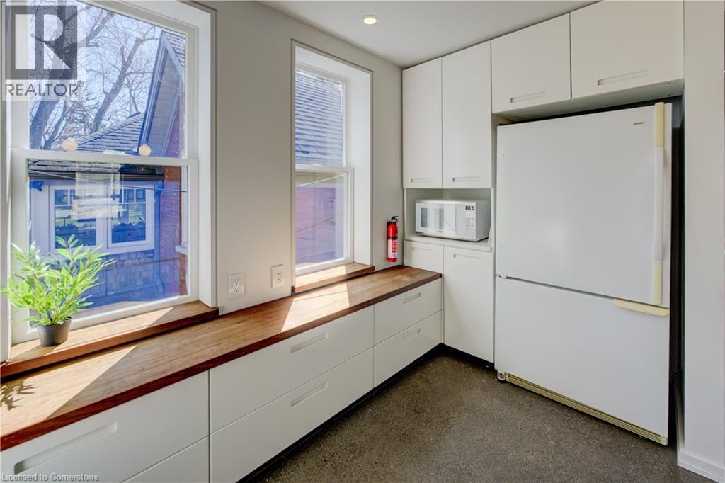 Photo 27 of 23 Richmond Avenue, Kitchener ON