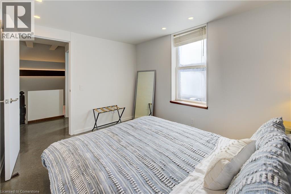 Photo 29 of 23 Richmond Avenue, Kitchener ON