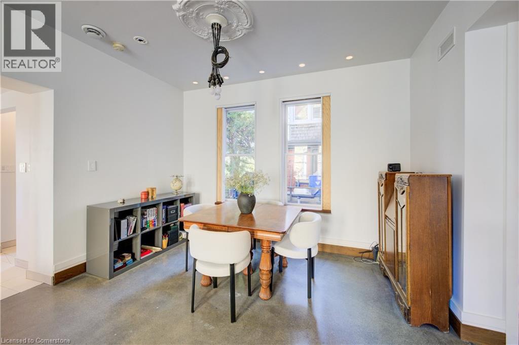 Photo 7 of 23 Richmond Avenue, Kitchener ON