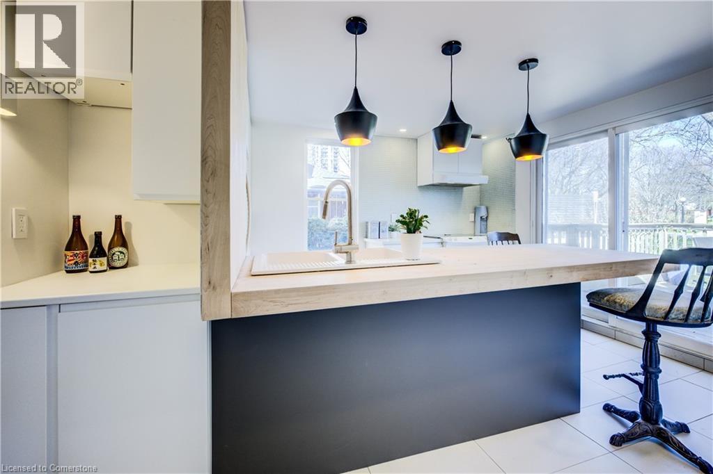 Photo 8 of 23 Richmond Avenue, Kitchener ON