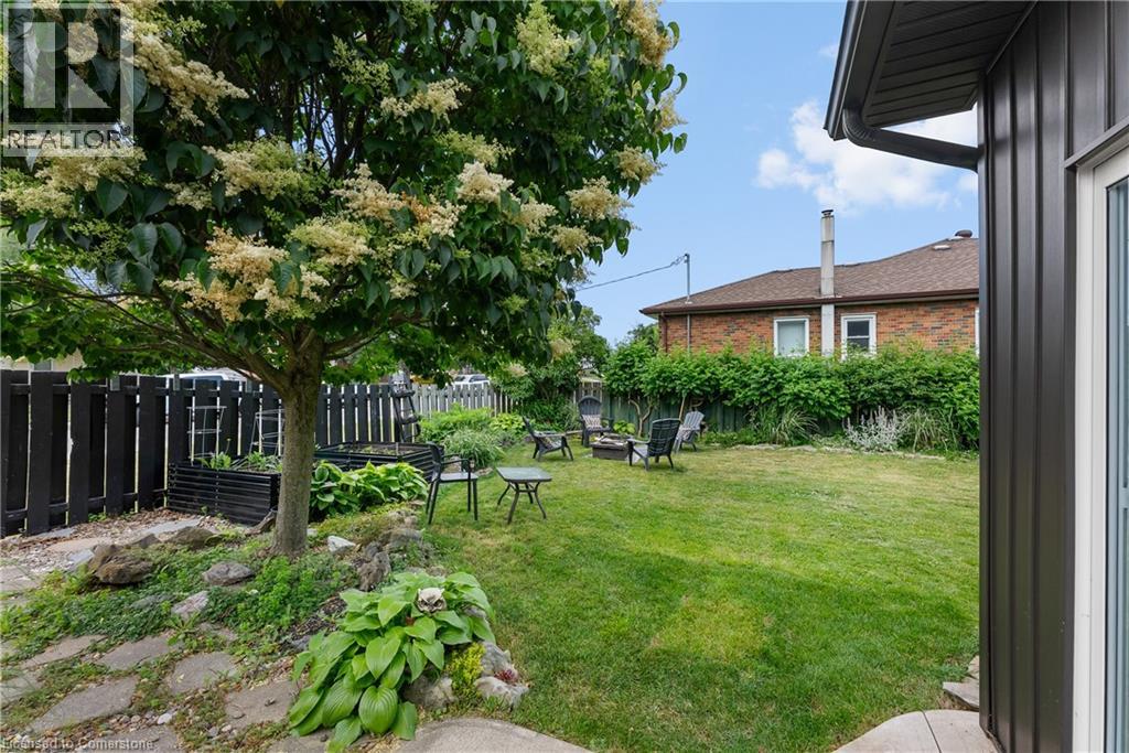 Photo 14 of 36 St David Street W, Thorold ON