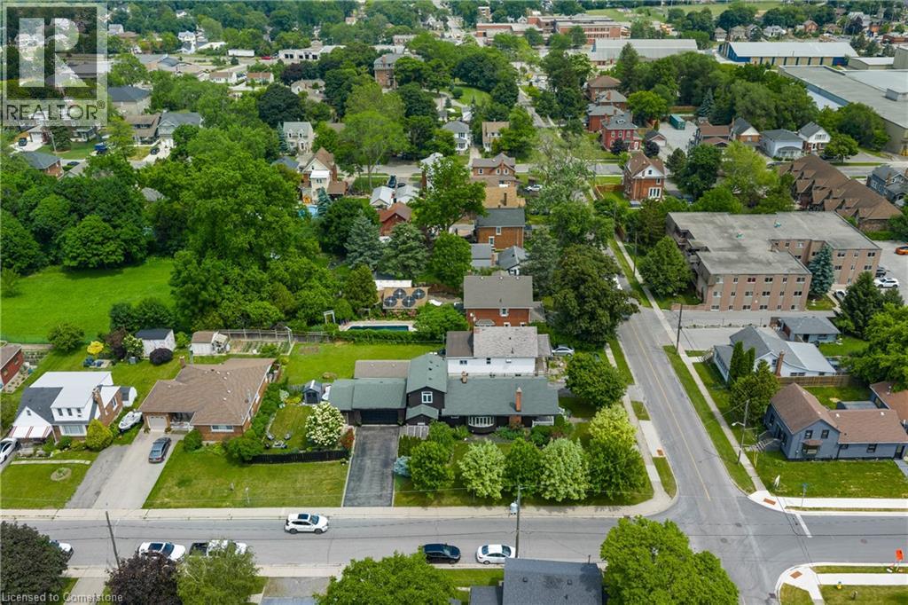 Photo 20 of 36 St David Street W, Thorold ON