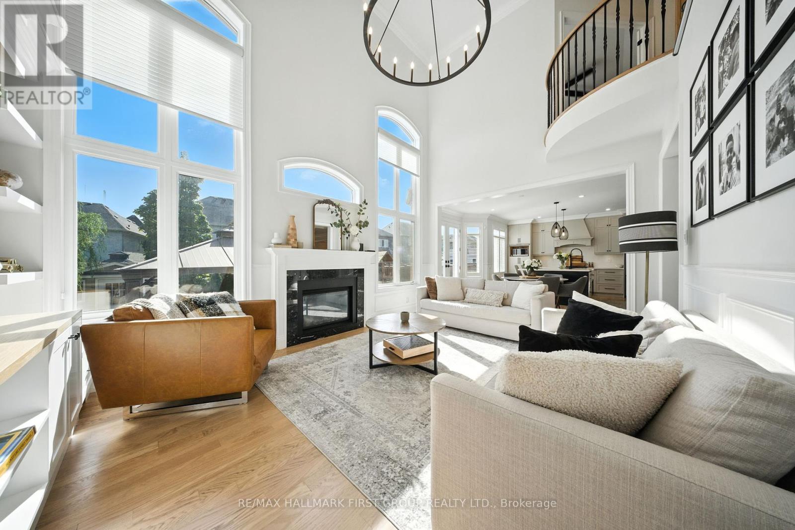 Photo 13 of 2318 Canterbury Crescent, Pickering ON