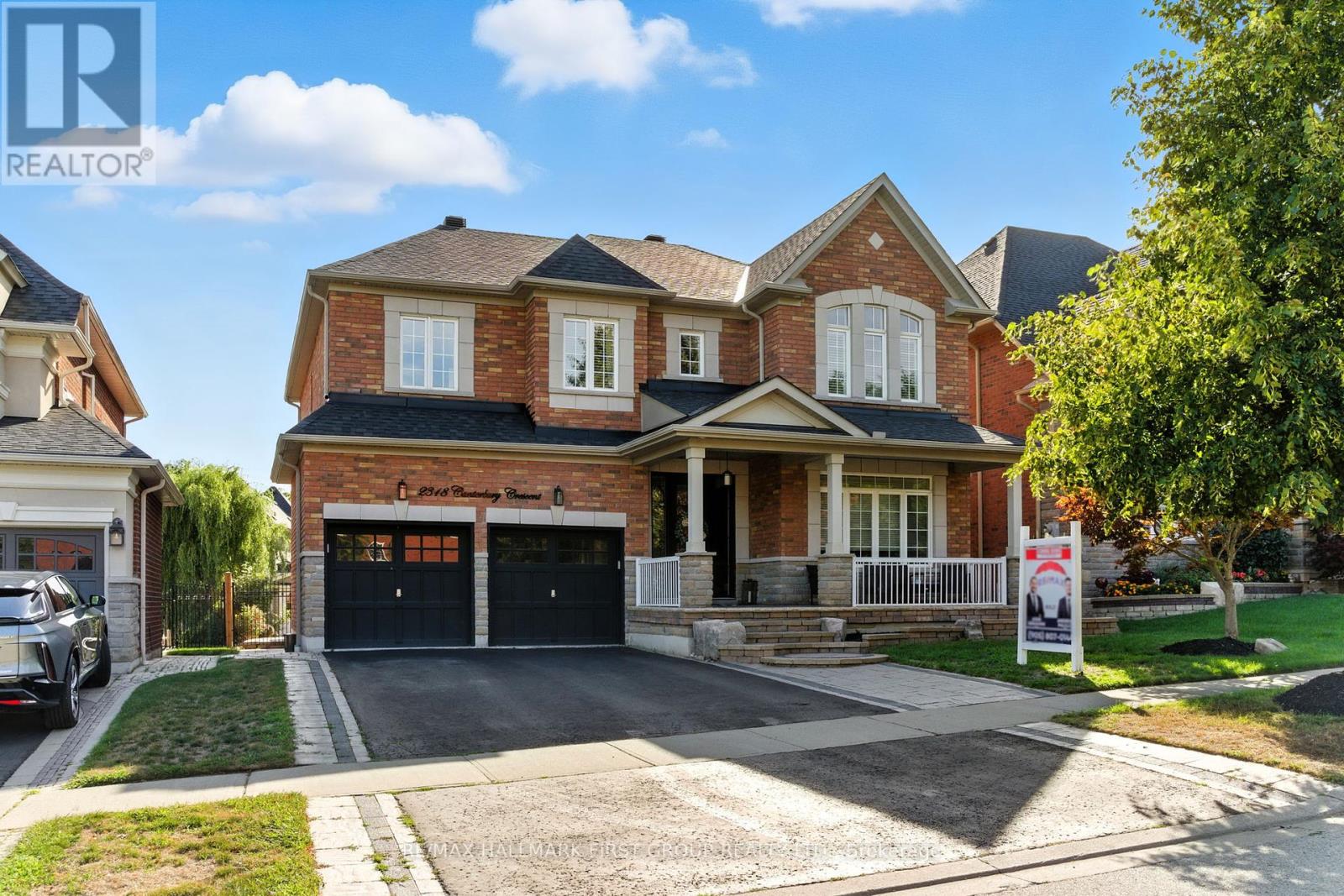 Photo 3 of 2318 Canterbury Crescent, Pickering ON