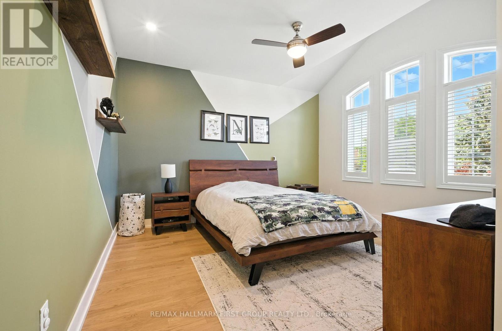 Photo 37 of 2318 Canterbury Crescent, Pickering ON
