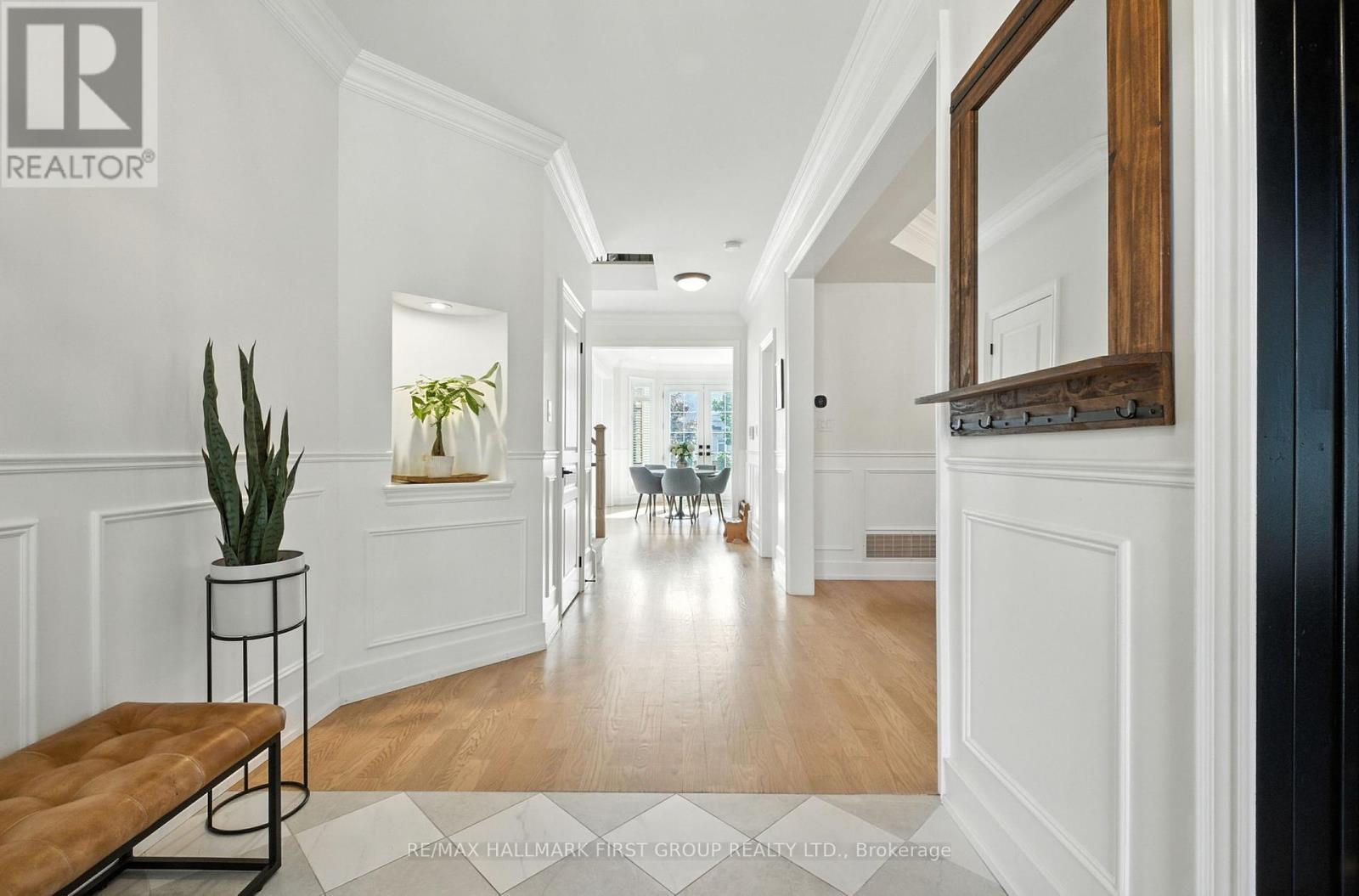 Photo 6 of 2318 Canterbury Crescent, Pickering ON