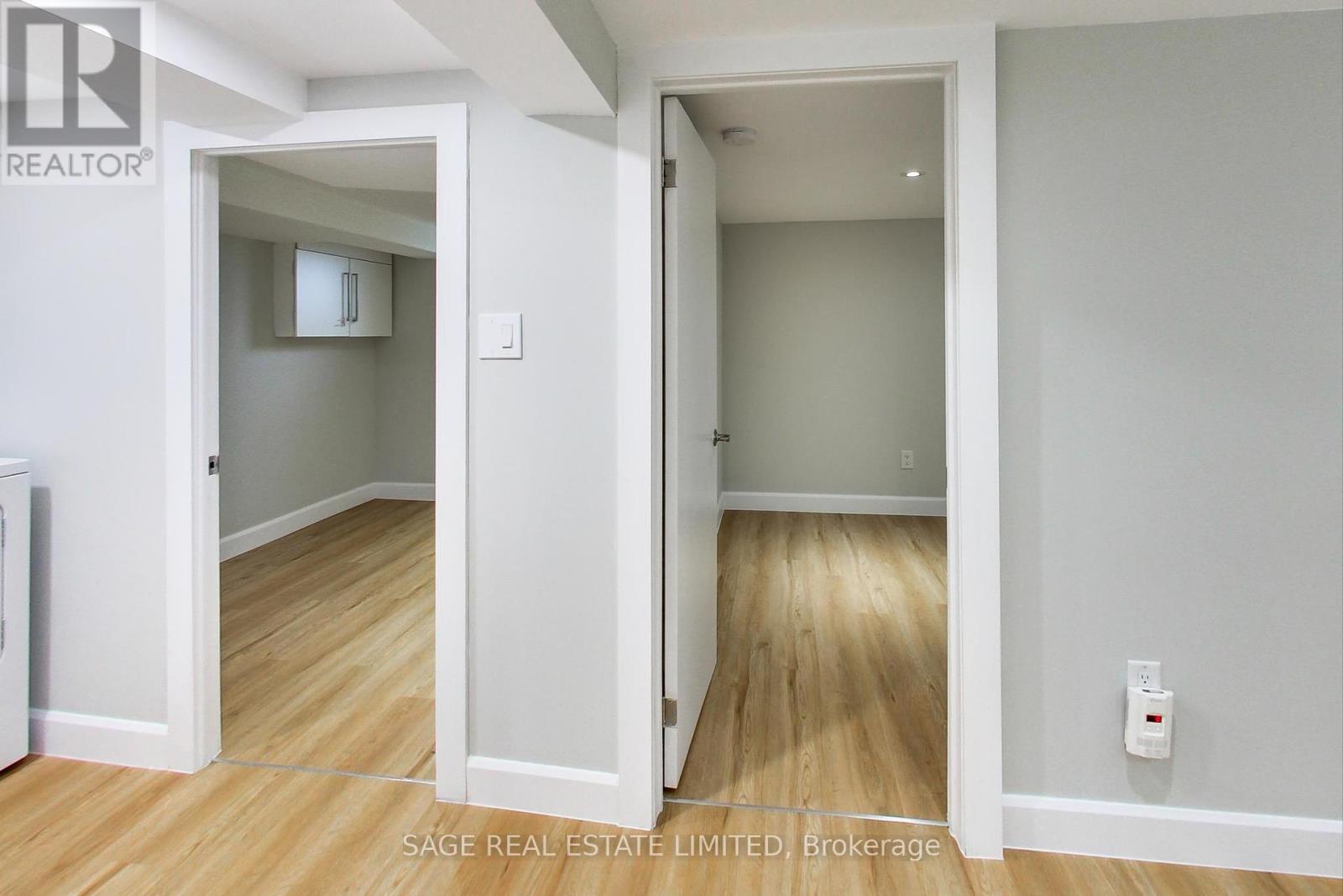 Photo 15 of Lower 2505 Gerrard Street E, Toronto ON