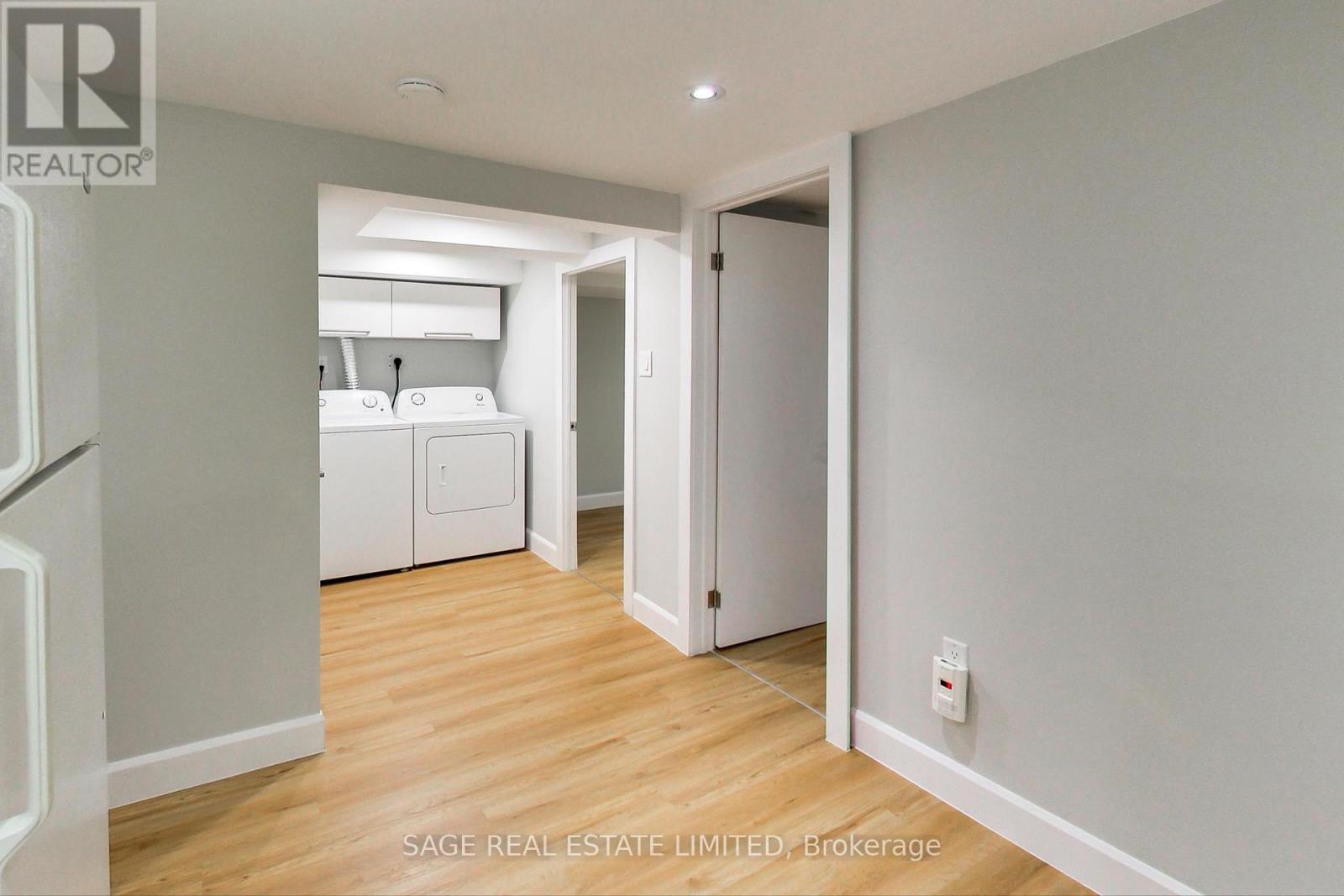 Photo 23 of Lower 2505 Gerrard Street E, Toronto ON