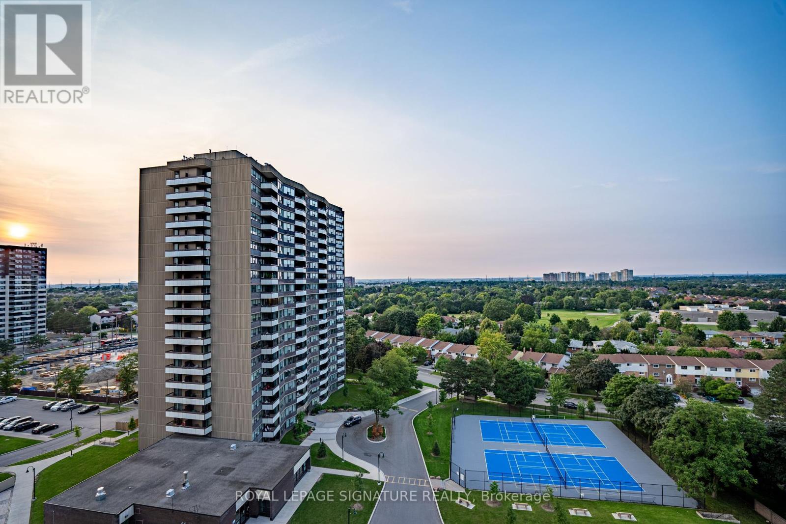 Photo 31 of 1405 65 Huntingdale Boulevard, Toronto ON