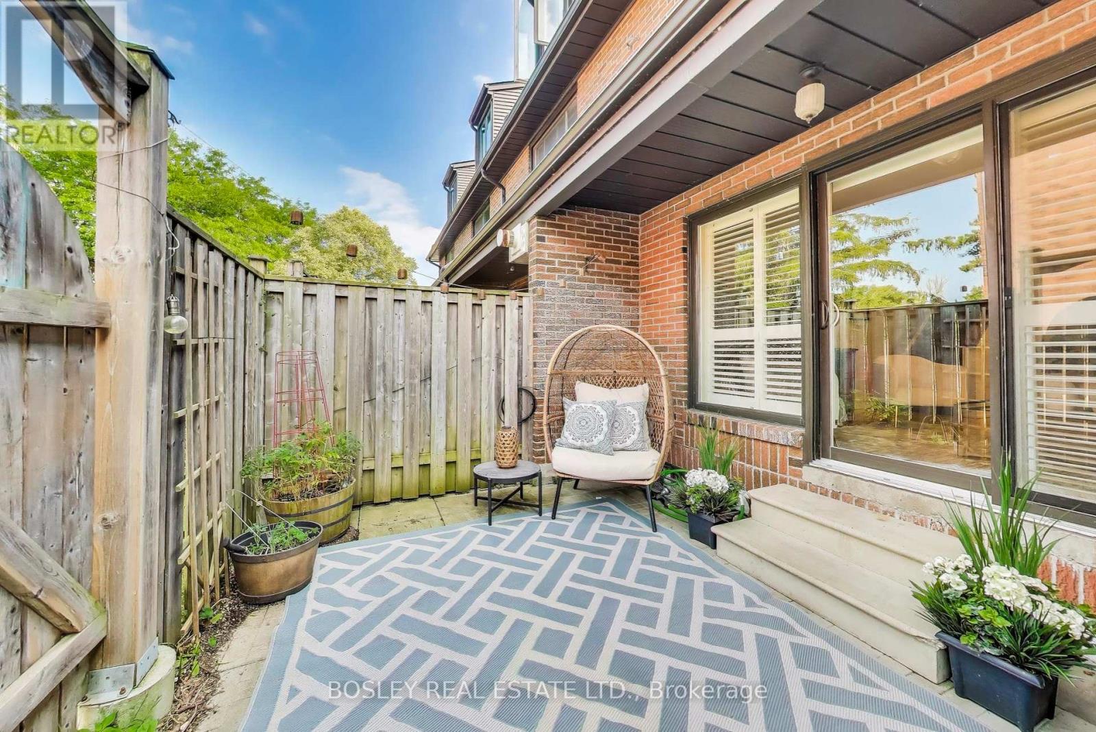 Photo 26 of 64 28 Livingston Road, Toronto ON