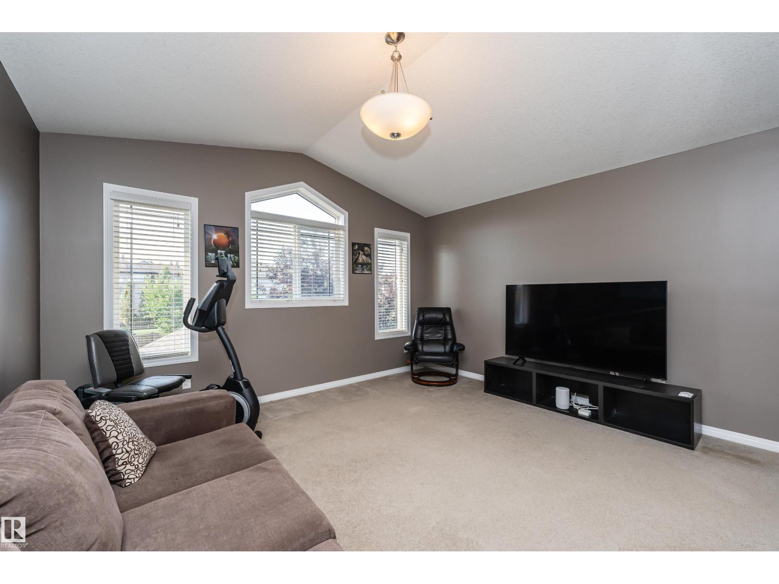 Photo 9 of 72 Rue Blanchard, Beaumont AB