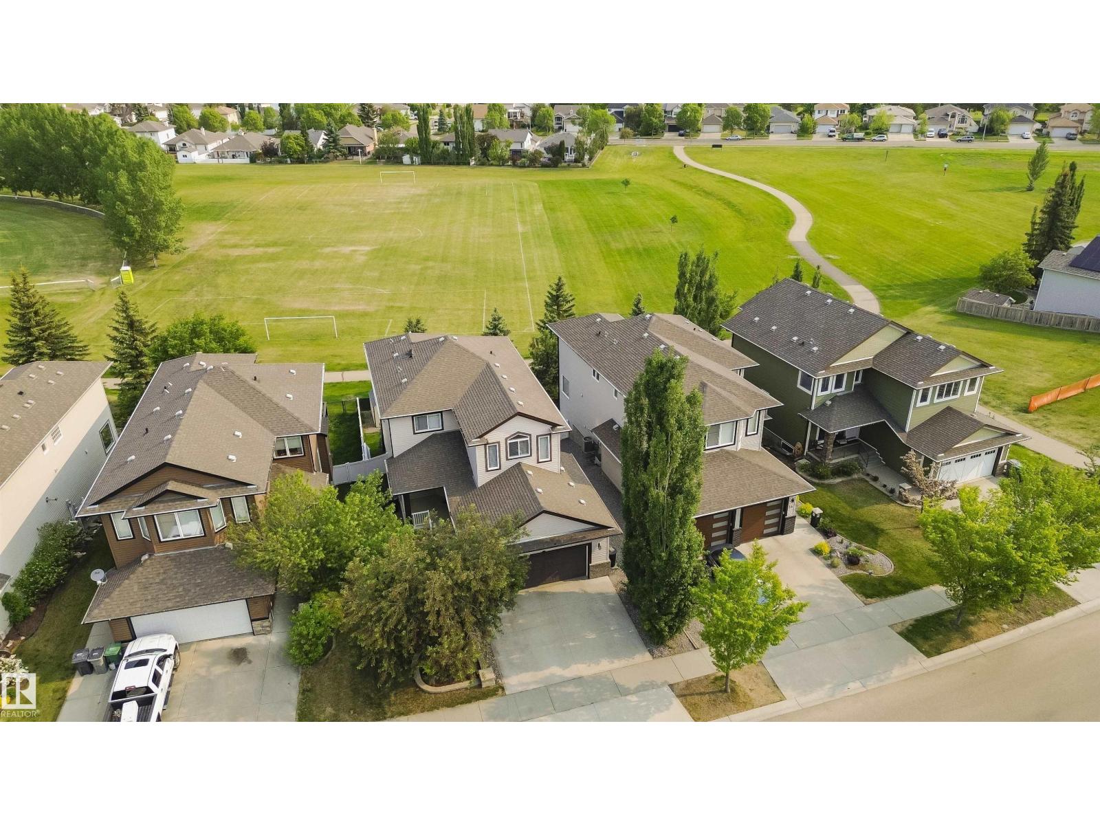 Photo 14 of 72 Rue Blanchard, Beaumont AB