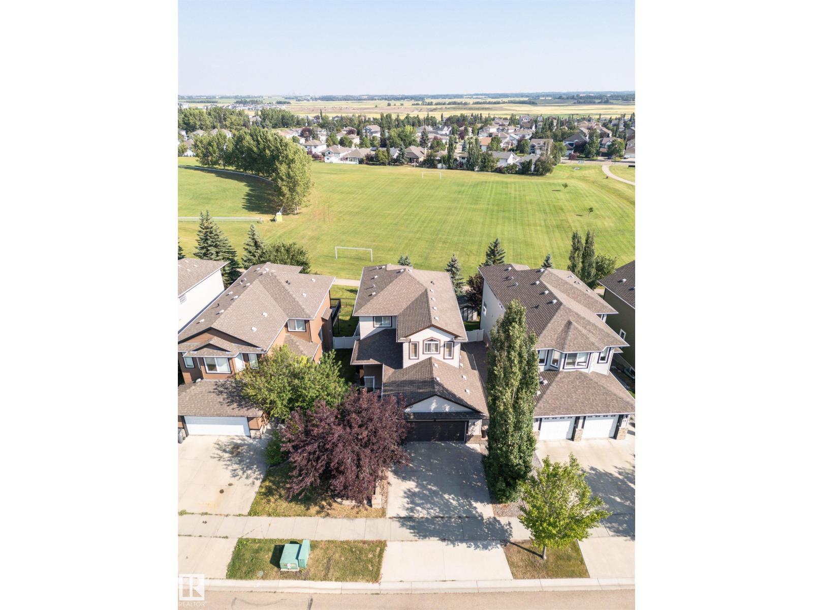 Photo 56 of 72 Rue Blanchard, Beaumont AB