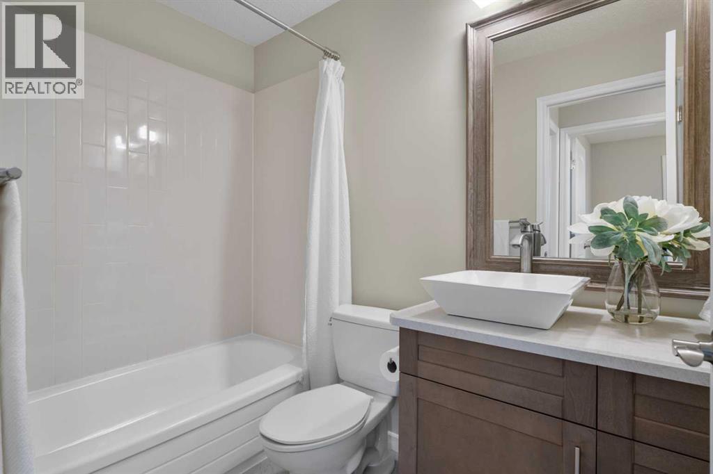 Single Family House 4 Level for Sale in  Sunvista Crescent SE Sundance Calgary 