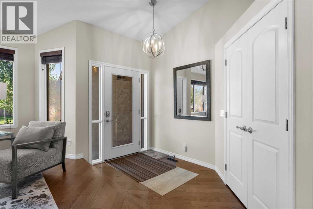 Single Family House 4 Level for Sale in  Sunvista Crescent SE Sundance Calgary 