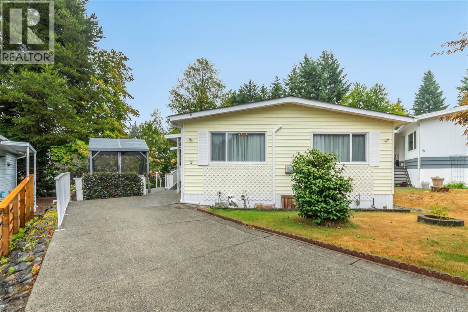 Photo 12 of 5 2501 Labieux Rd, Nanaimo BC