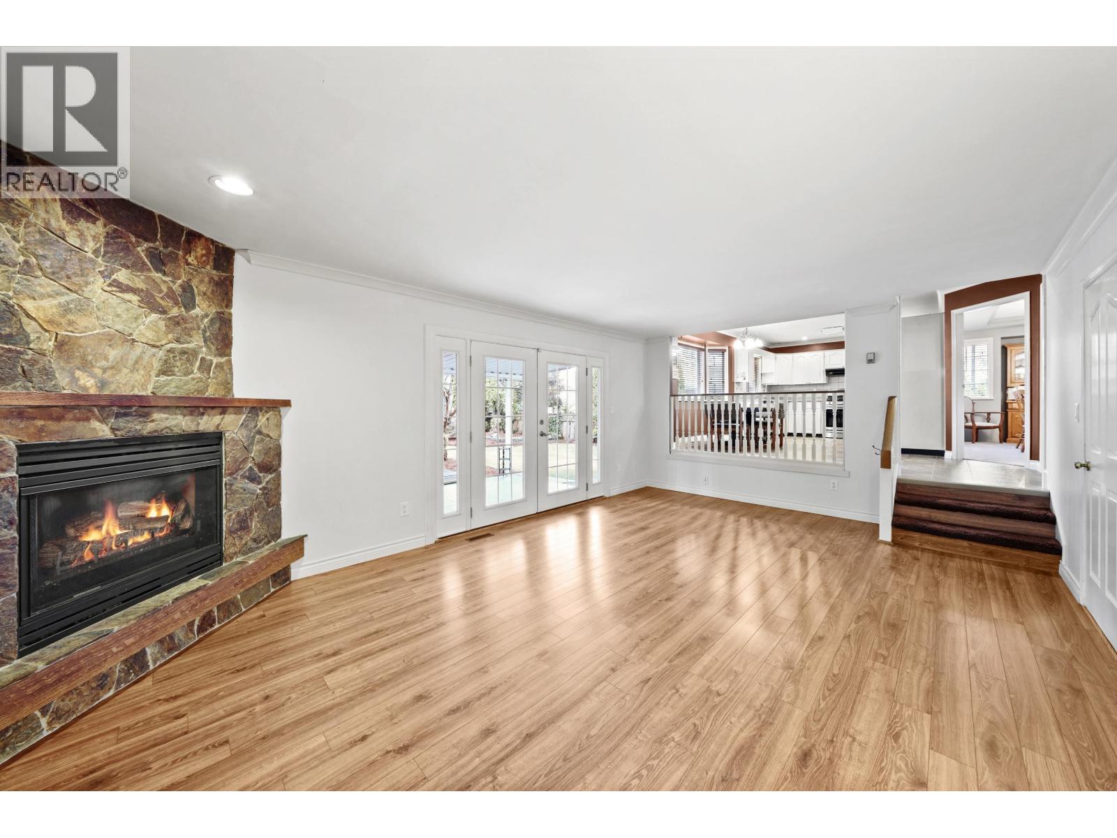 Photo 13 of 12451 223 Street, Maple Ridge BC