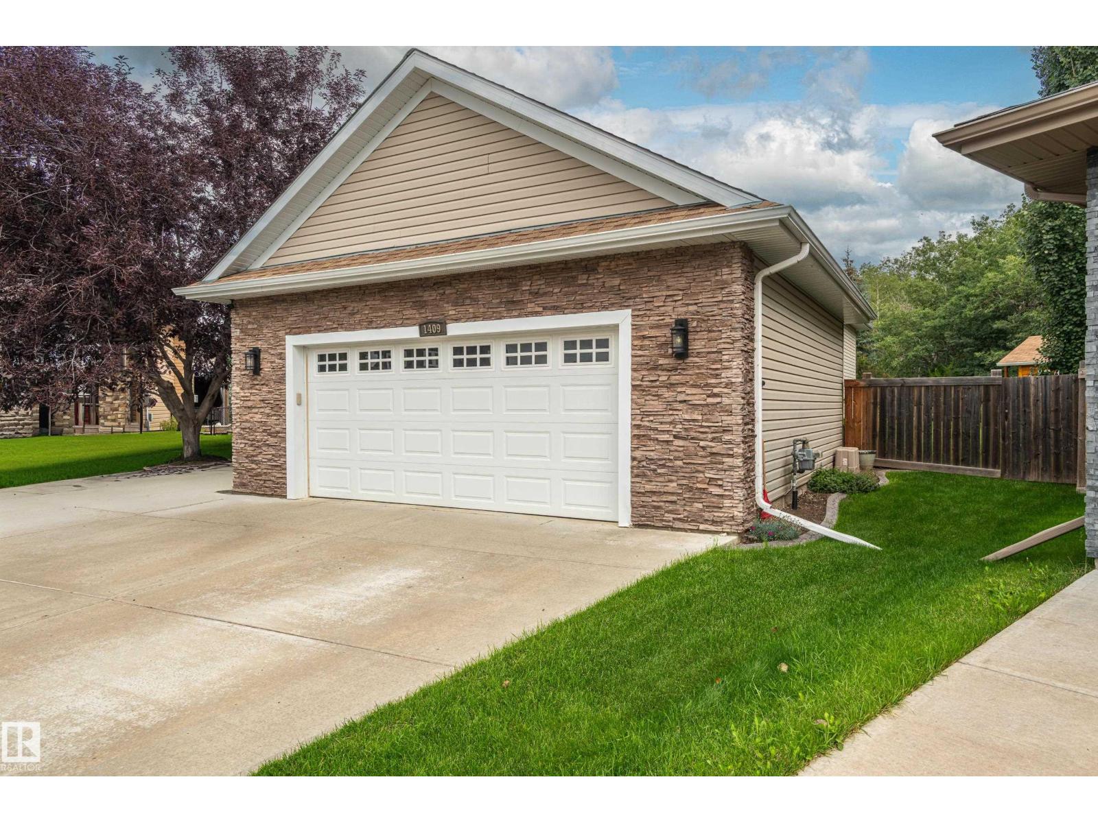 Photo 6 of 1409 Westerra Ba, Stony Plain AB