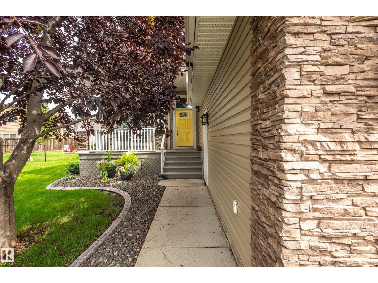 Photo 48 of 1409 Westerra Ba, Stony Plain AB