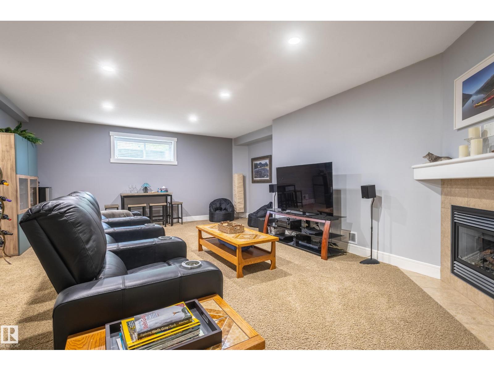 Photo 3 of 1409 Westerra Ba, Stony Plain AB