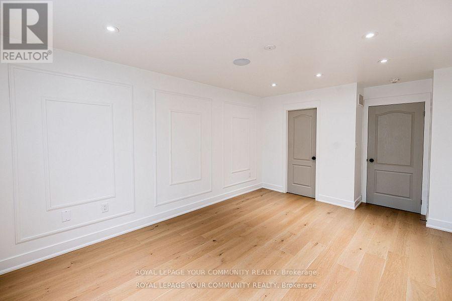 Photo 24 of 54 Frederick Taylor Way, East Gwillimbury ON