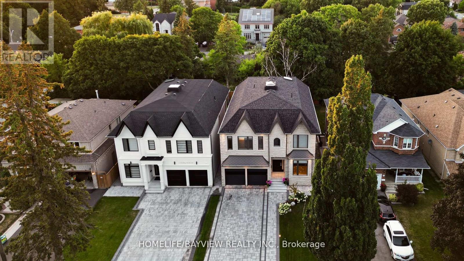 Photo 47 of 35 Harding Boulevard, Richmond Hill ON