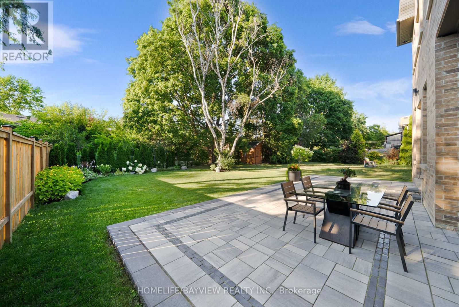 Photo 4 of 35 Harding Boulevard, Richmond Hill ON