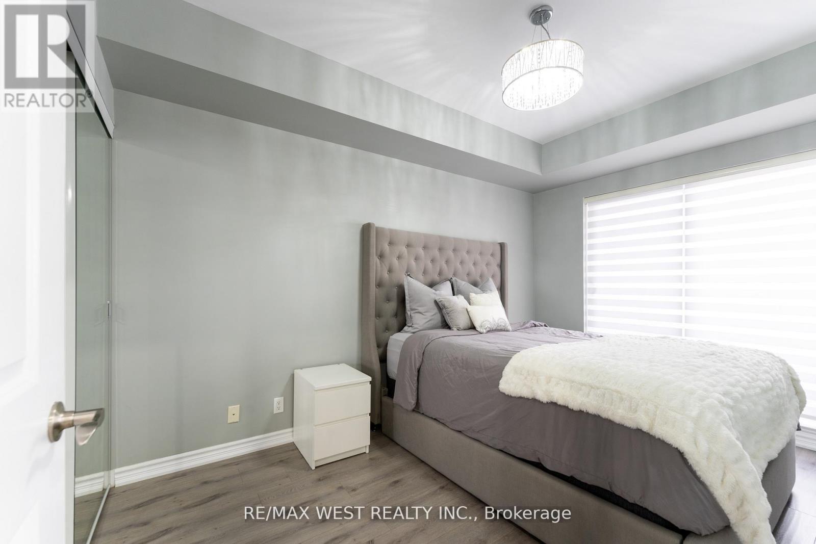 Photo 19 of 916 9225 Jane Street, Vaughan ON