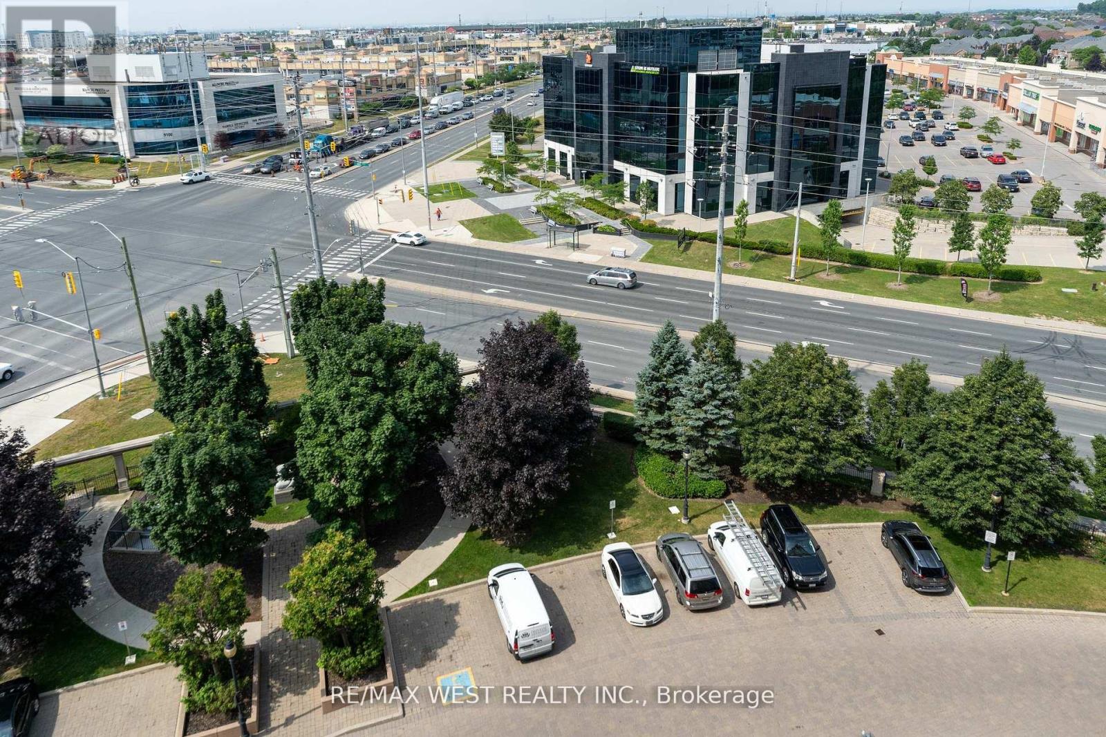 Photo 24 of 916 9225 Jane Street, Vaughan ON