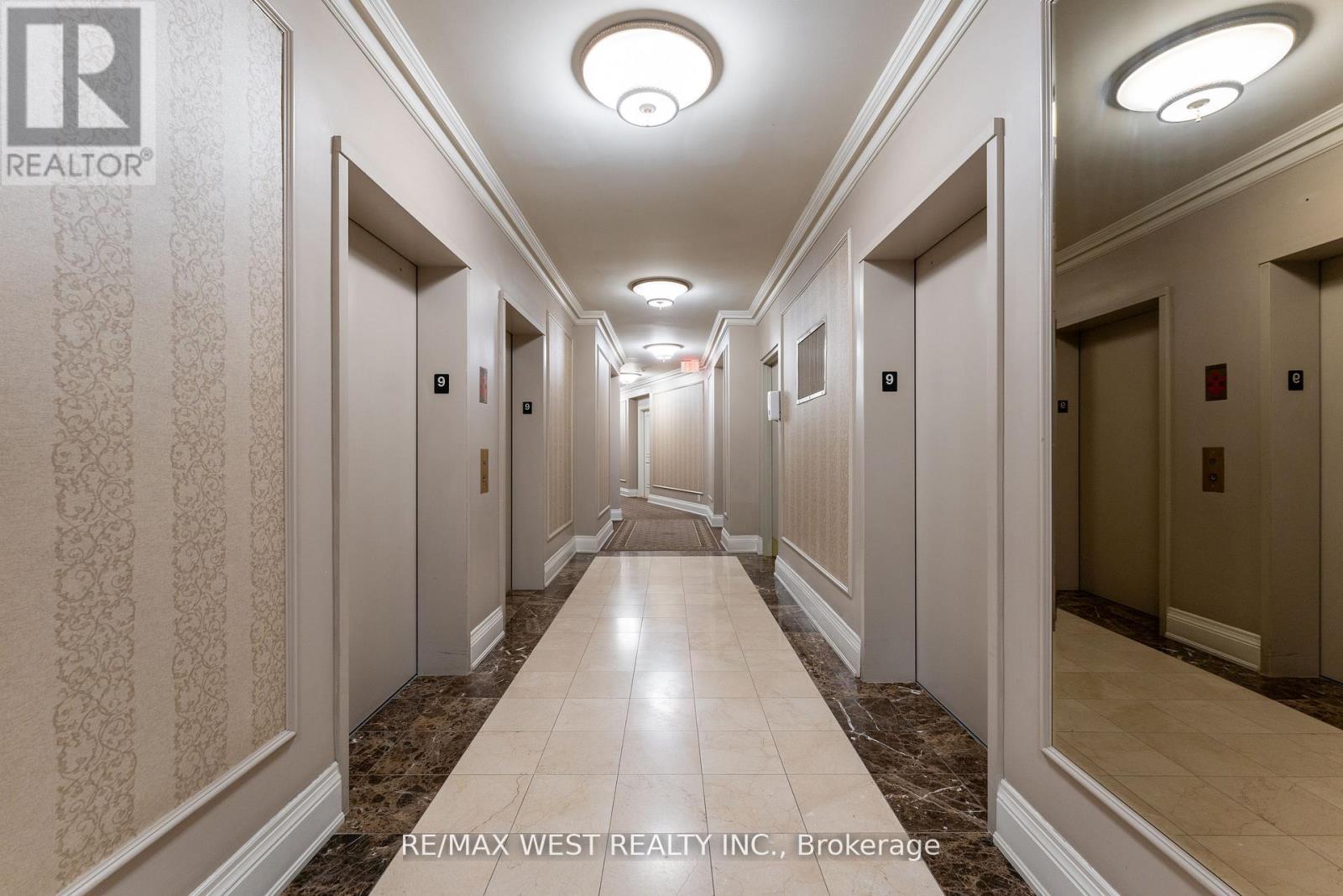 Photo 36 of 916 9225 Jane Street, Vaughan ON