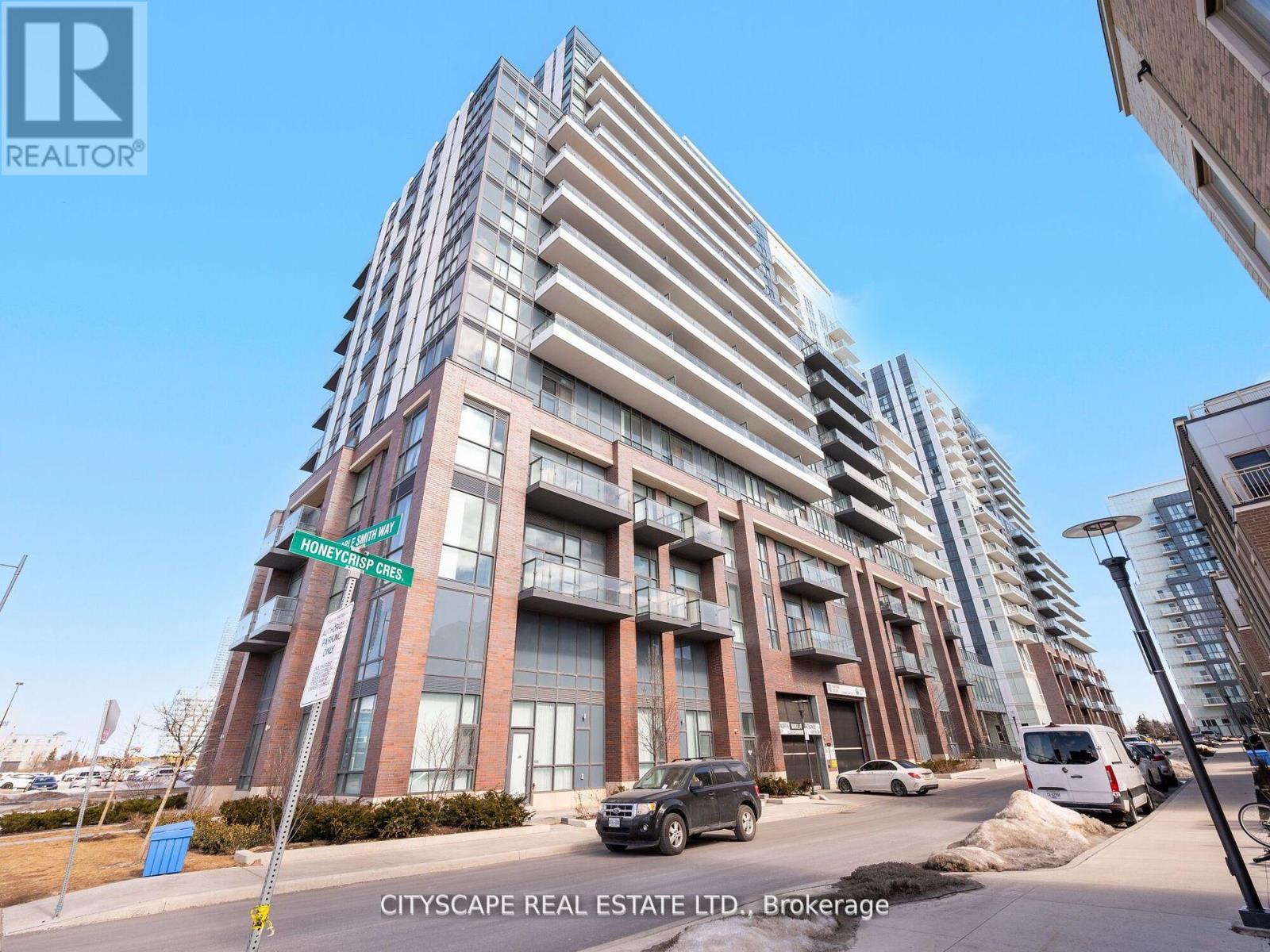 Photo 16 of 1516 10 Honeycrisp Crescent N, Vaughan ON