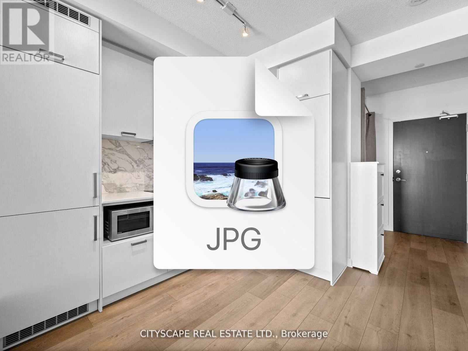 Photo 8 of 1516 10 Honeycrisp Crescent N, Vaughan ON