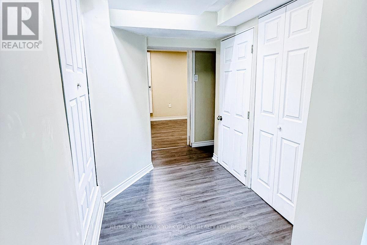 Photo 5 of Lower 6072 Hillsdale Drive, Whitchurchstouffville ON