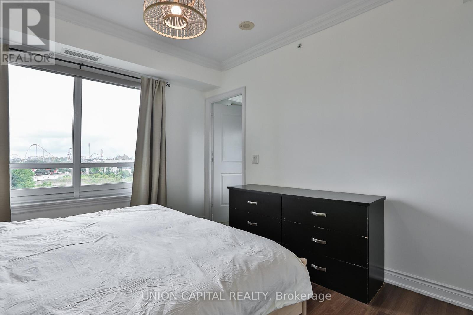 Photo 12 of 605 9255 Jane Street, Vaughan ON
