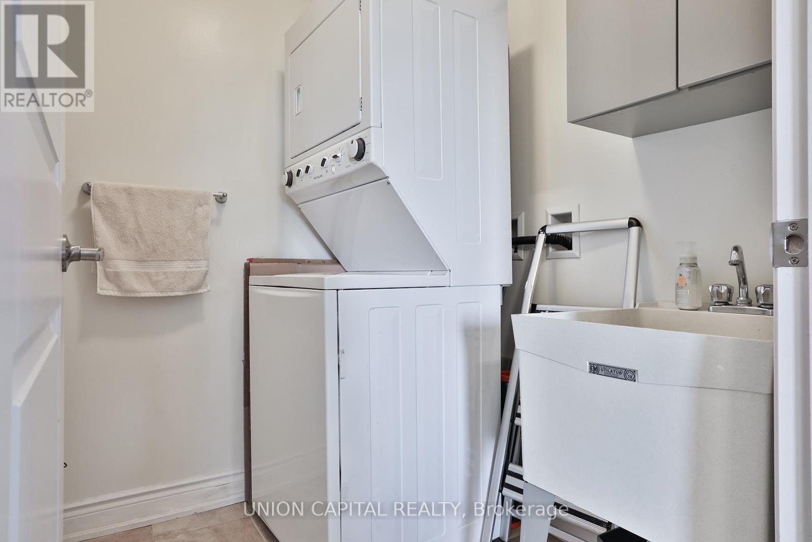 Photo 19 of 605 9255 Jane Street, Vaughan ON