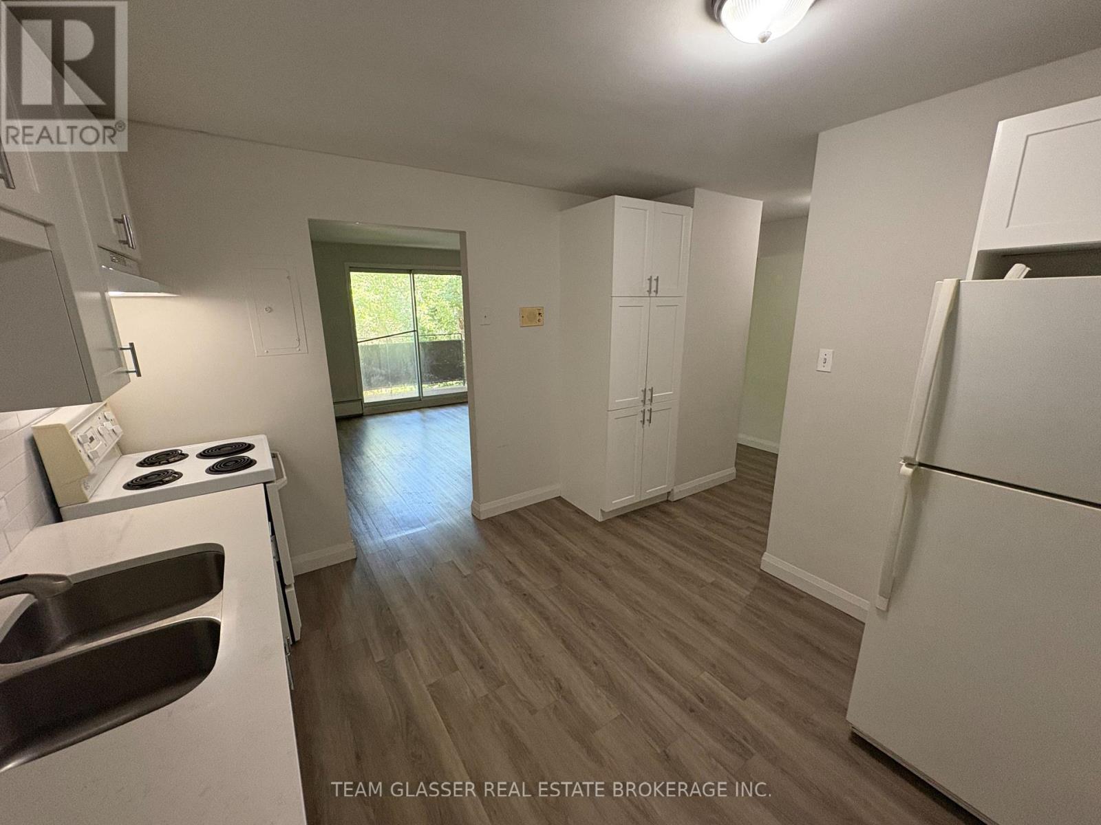 Photo 6 of 204 52 Hiawatha Street, St Thomas ON