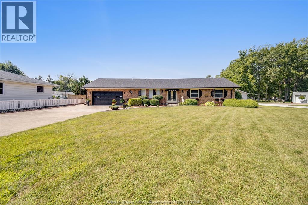Photo 1 of 373 County Rd 34 West, Kingsville ON