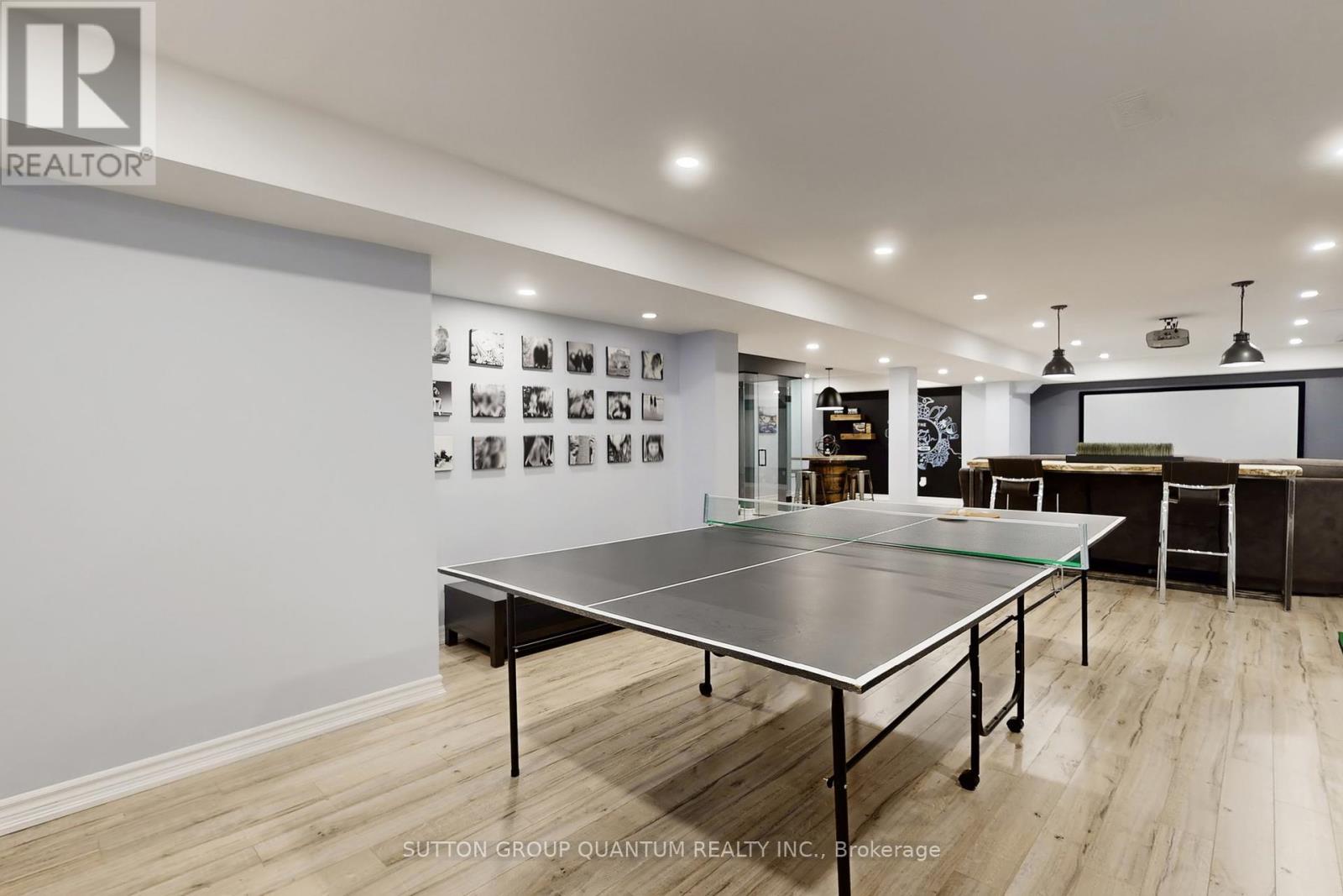 Photo 33 of 556 Bridgeview Road, Oakville ON
