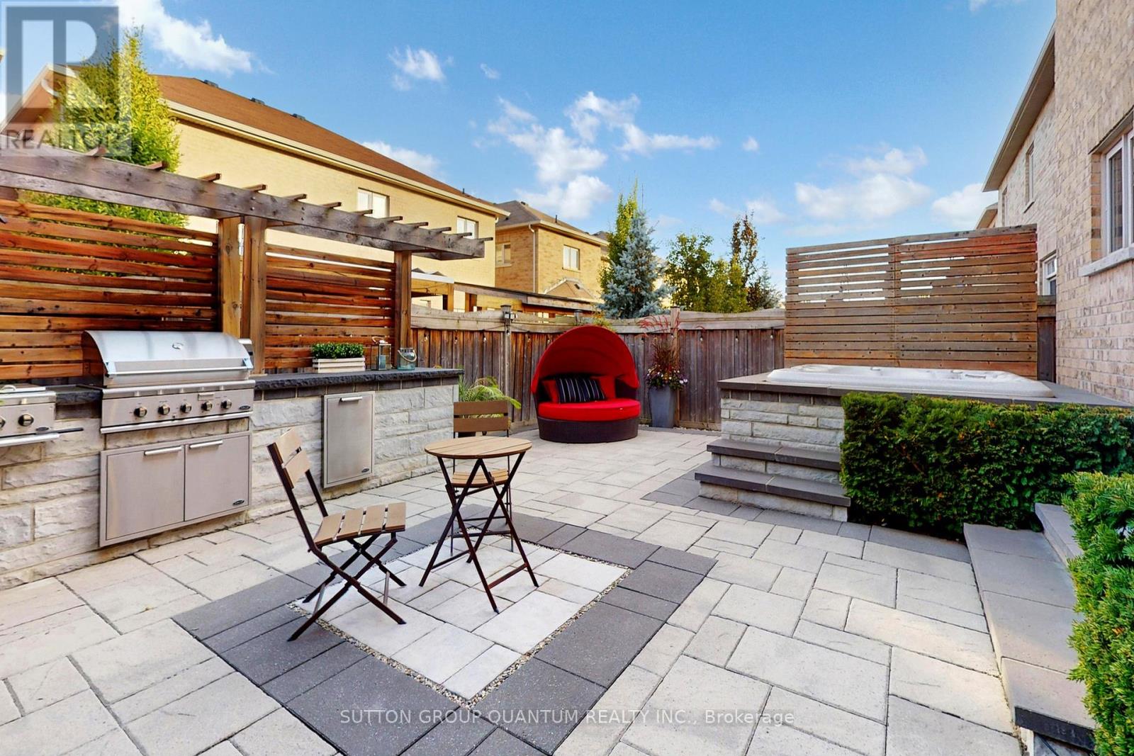 Photo 36 of 556 Bridgeview Road, Oakville ON