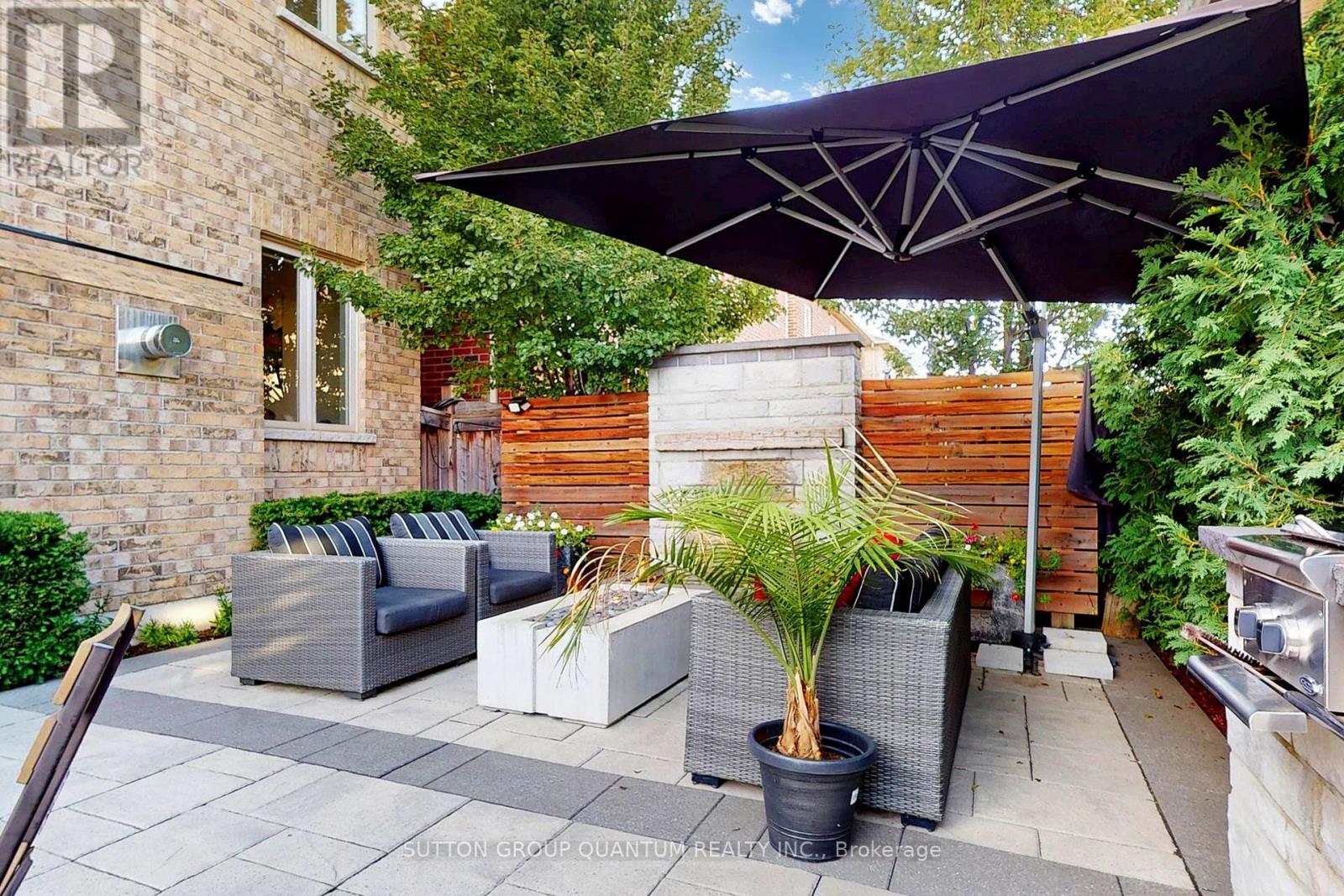 Photo 39 of 556 Bridgeview Road, Oakville ON
