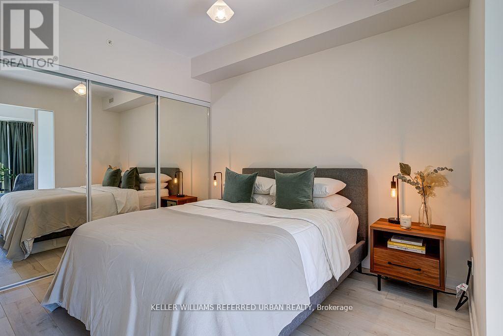 Photo 10 of 209 760 The Queensway, Toronto ON