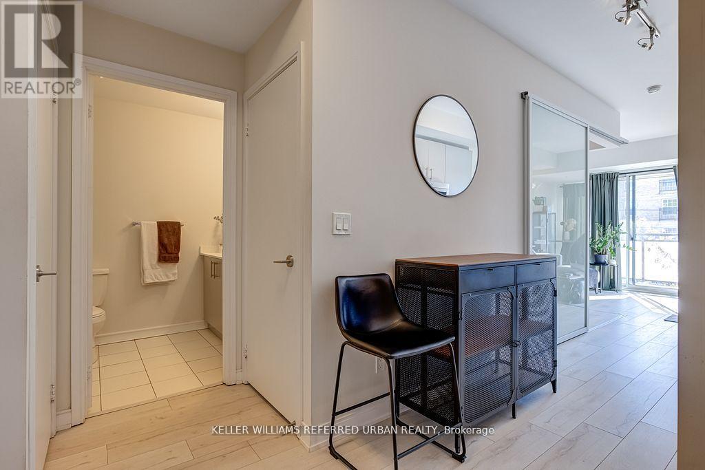 Photo 11 of 209 760 The Queensway, Toronto ON