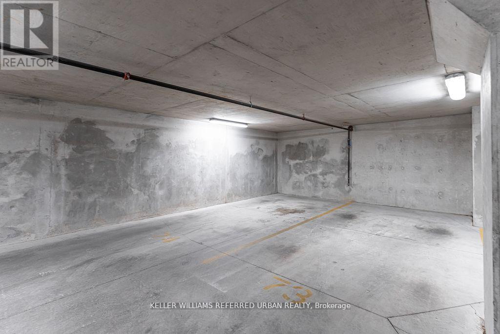 Photo 6 of 209 760 The Queensway, Toronto ON