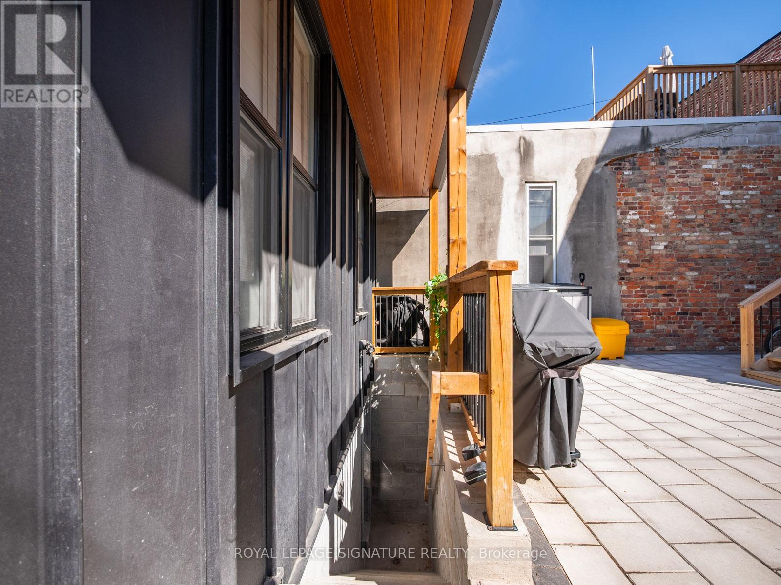 Photo 22 of Lower 202 Perth Avenue, Toronto ON