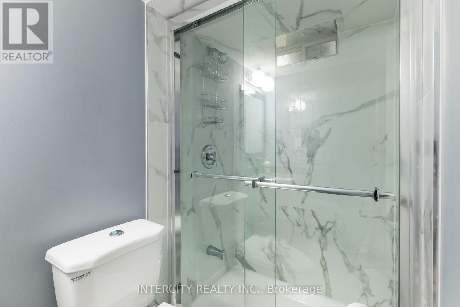 Photo 49 of 20 Vanderpool Crescent, Brampton ON